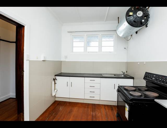 1.5 BEDROOM APARTMENT FOR SALE IN MORNINGSIDE